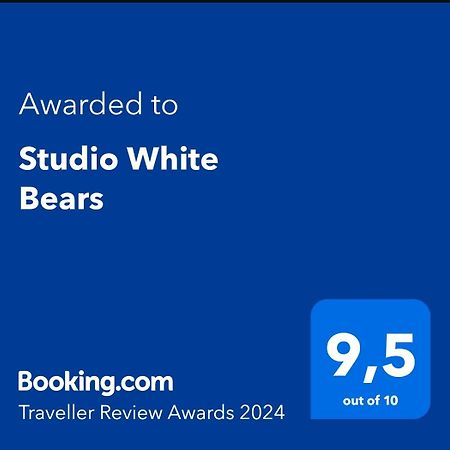 Studio White Bears Akureyri Exterior foto
